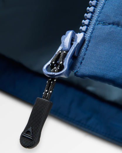 Daybreak Lightweight Recycled Thermore® Hoodless Jacket - Rich Navy/Storm Grey/Dark Denim - Flatlay