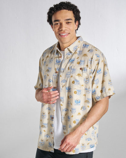 Chill Textured Short Sleeve Shirt - Badge Birch - Studio Model