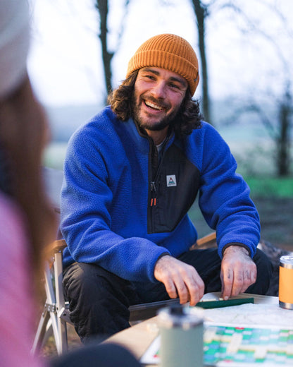 Offgrid 1/2 Zip Recycled Sherpa Fleece - Azure Blue - Lifestyle