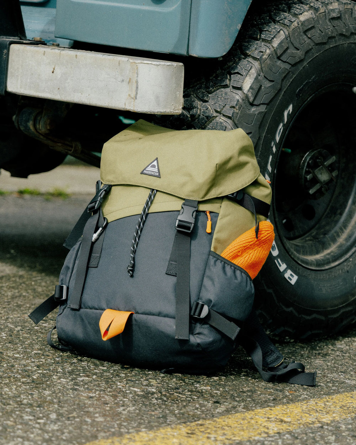 Boondocker 26L Backpack - Black/Khaki - Lifestyle