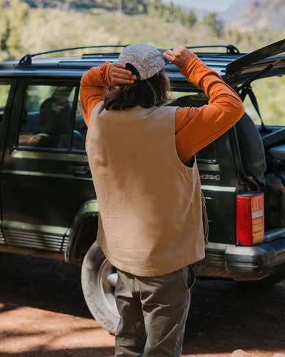 Explorers Organic Cotton Canvas Gilet - Stone - Lifestyle