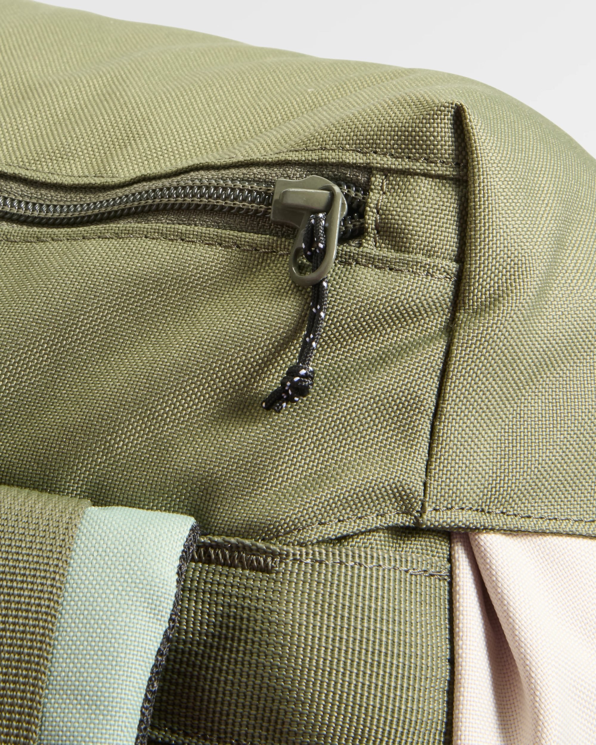 Boondocker 26L Backpack - Pistachio/Misty Grey - Flatlay