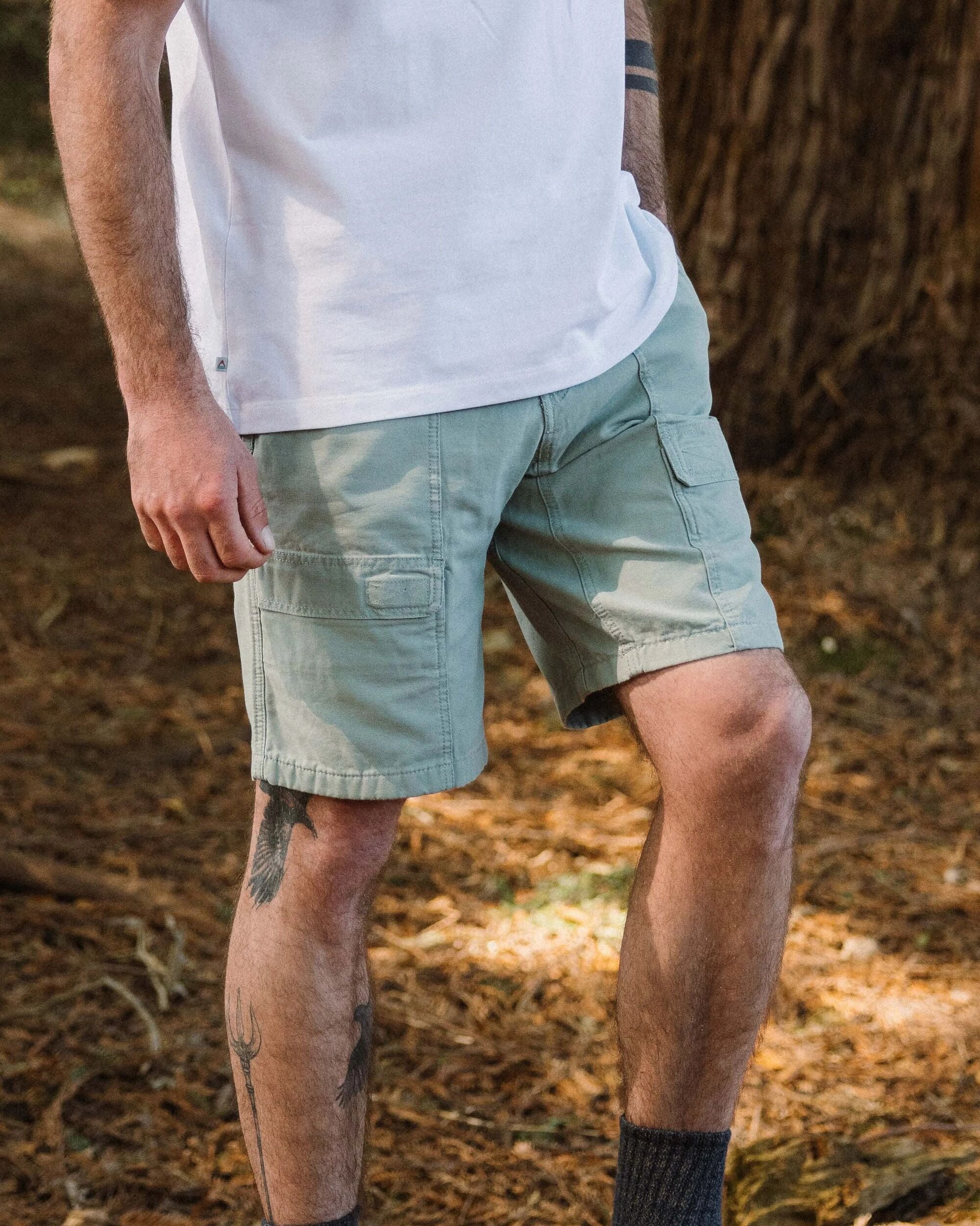 Apex Cargo Cotton Short - Pistachio - Lifestyle