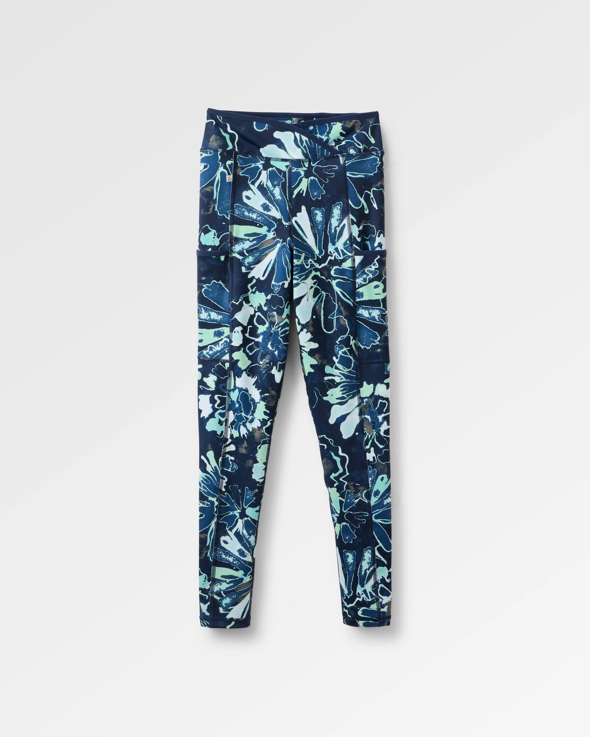 Mantra Recycled Active Legging - Frost Ice Blue - Flatlay