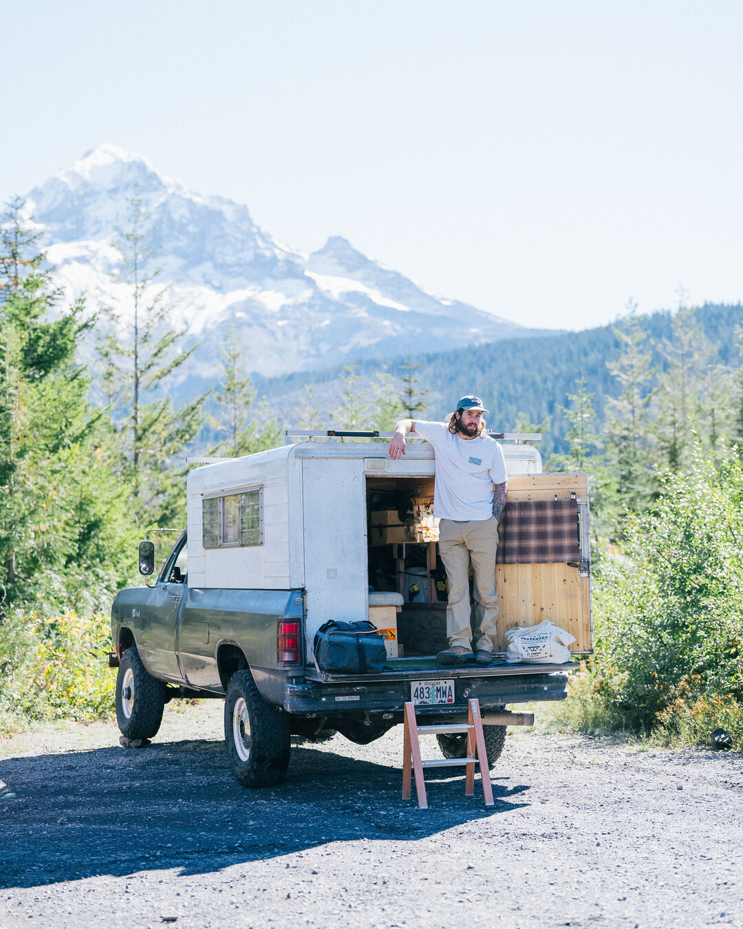 Yuca Organic Cotton T-Shirt - Birch Marl - Lifestyle