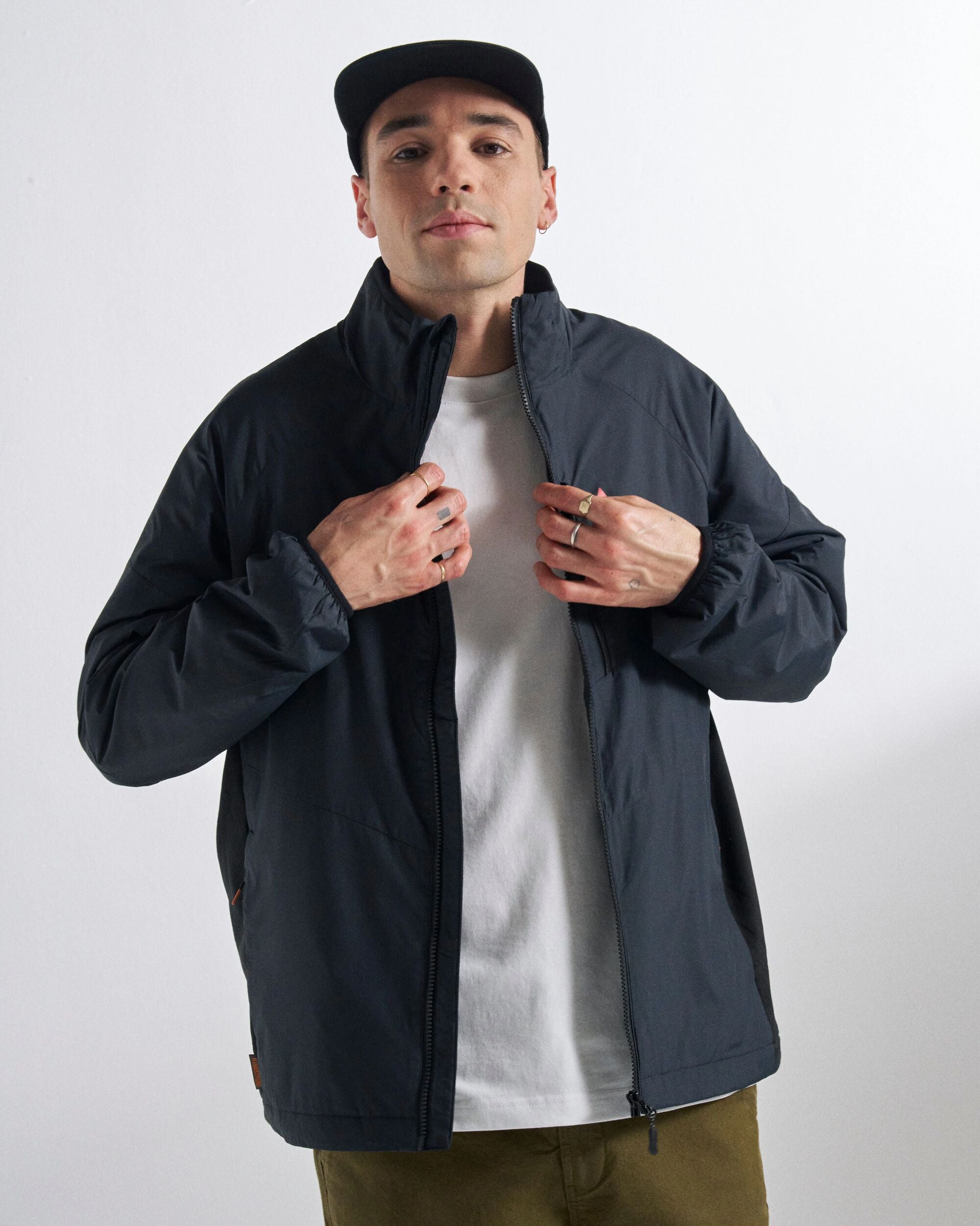 Daybreak Lightweight Recycled Thermore® Hoodless Jacket - Black - Studio Model