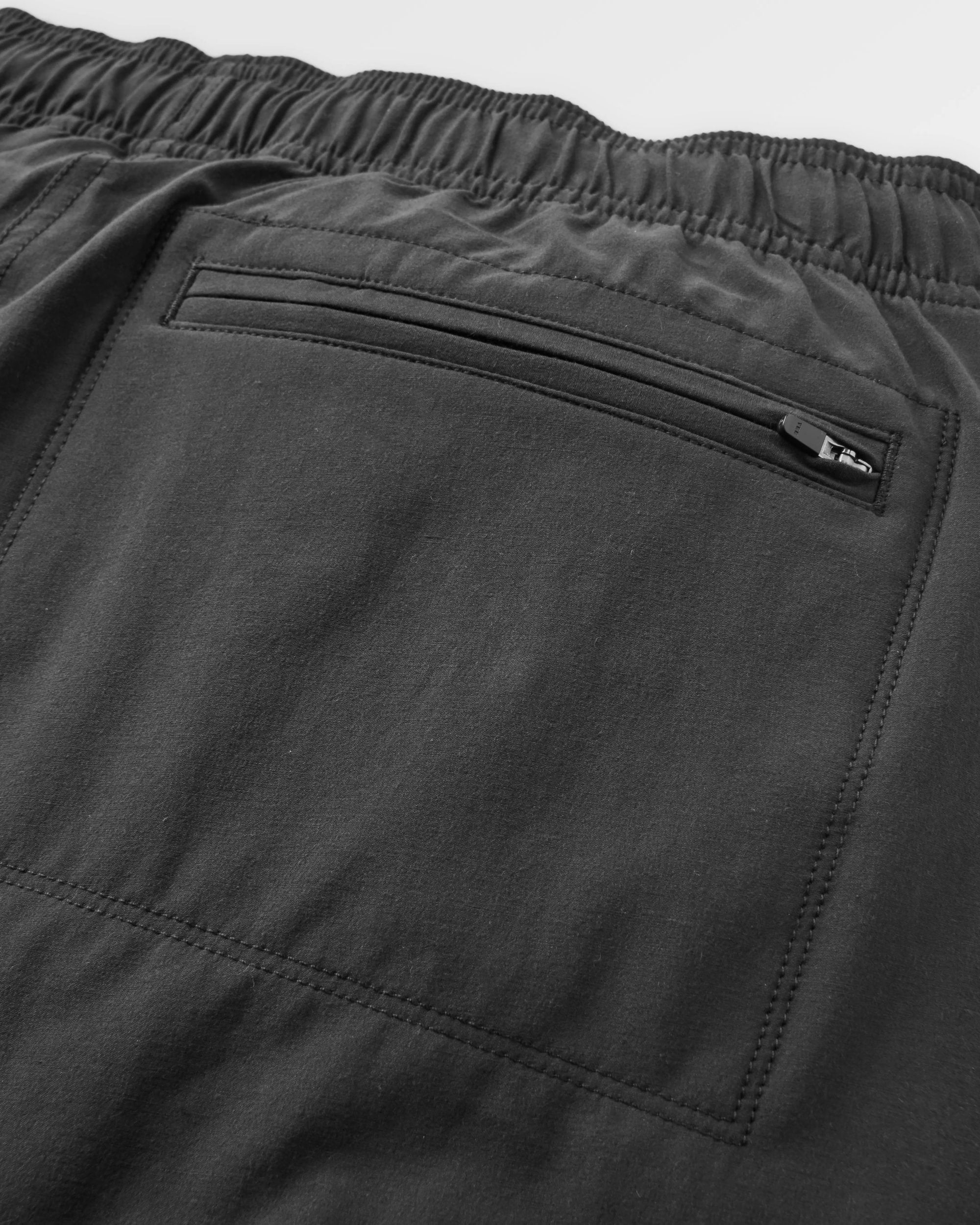 Traveller All Purpose Short - Black - Flatlay