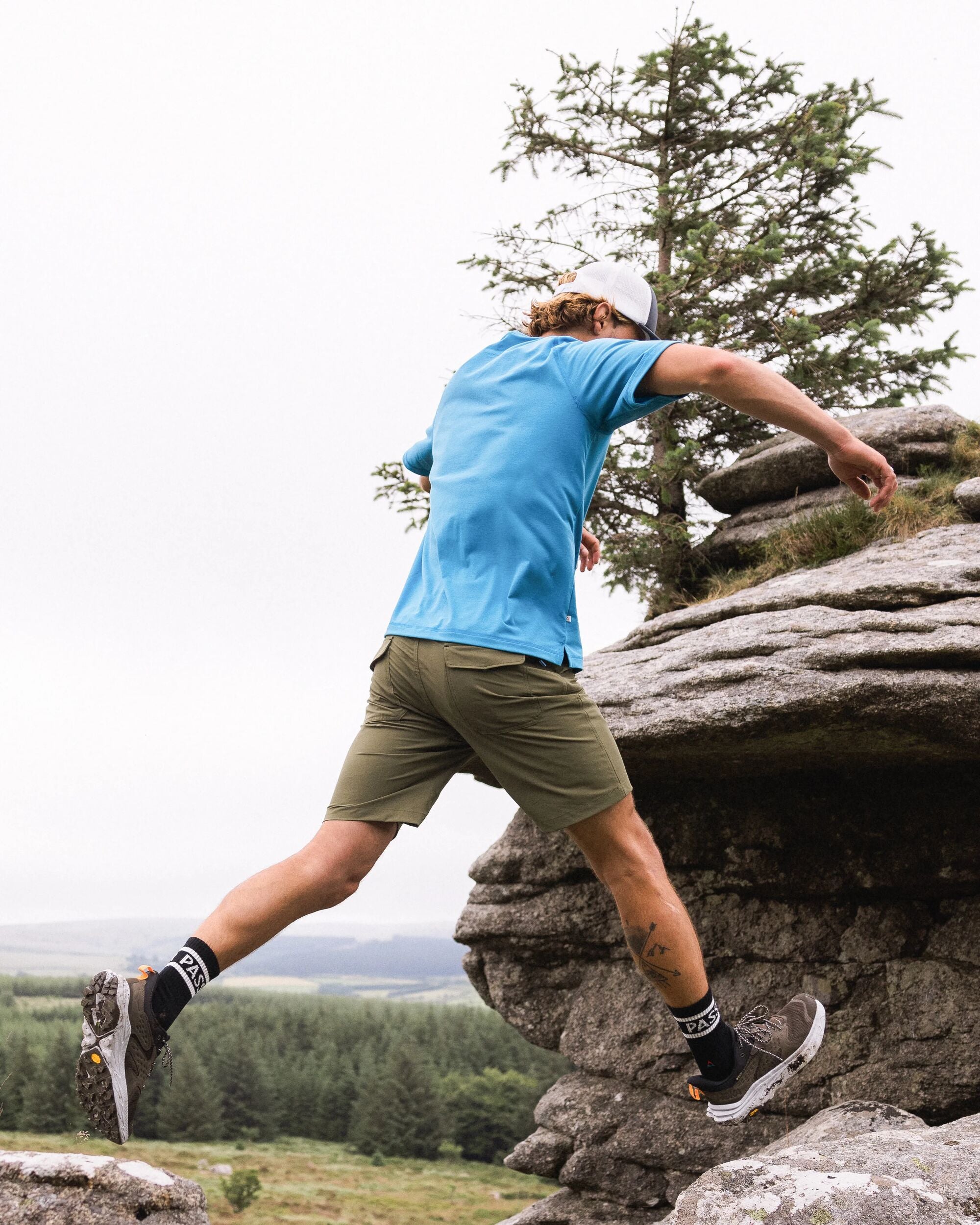 Breeze DriRelease® Trail Men's T-Shirt - Bluejay - Lifestyle