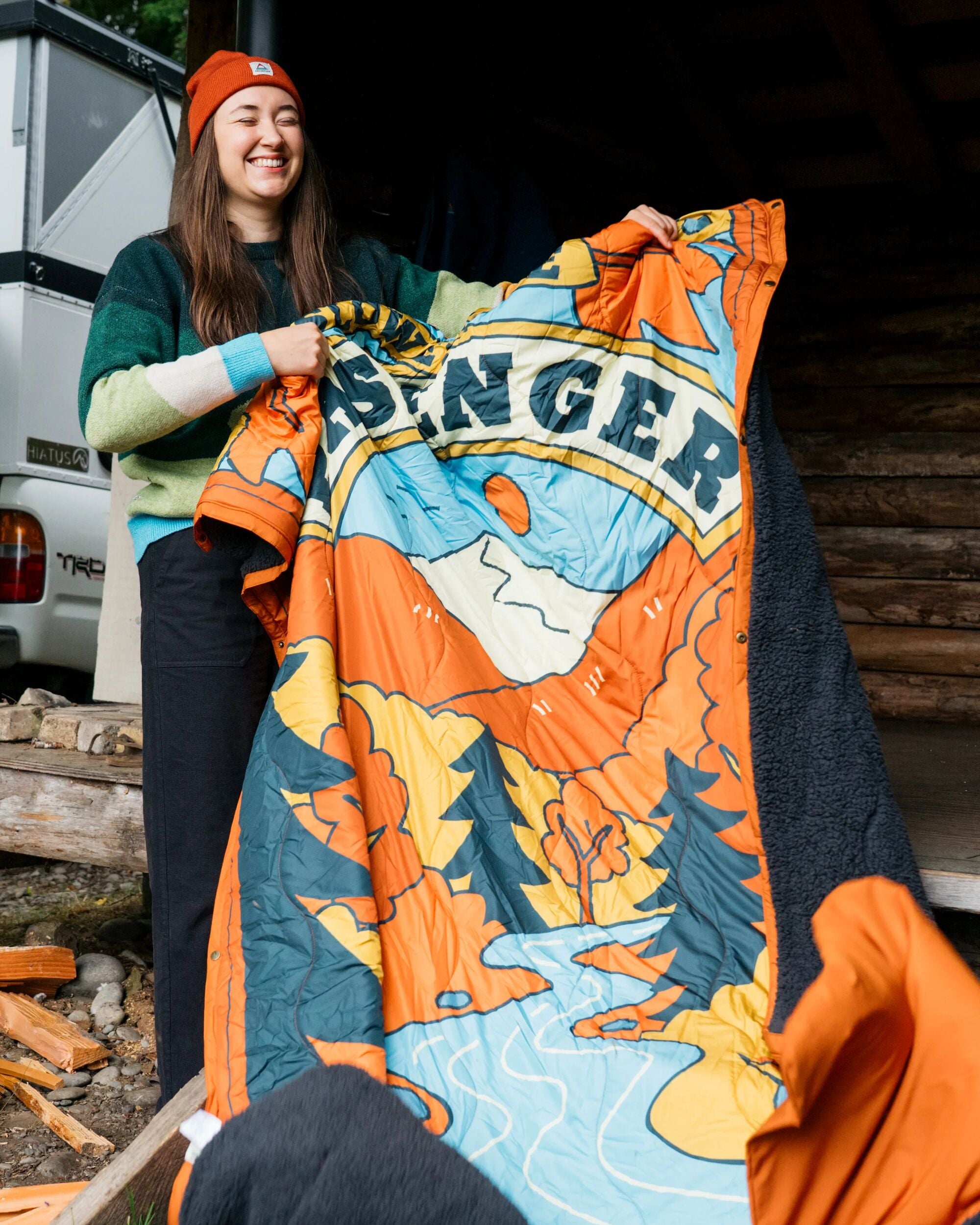 Cabin Recycled Sherpa Blanket - Retro Orange - Lifestyle - Female