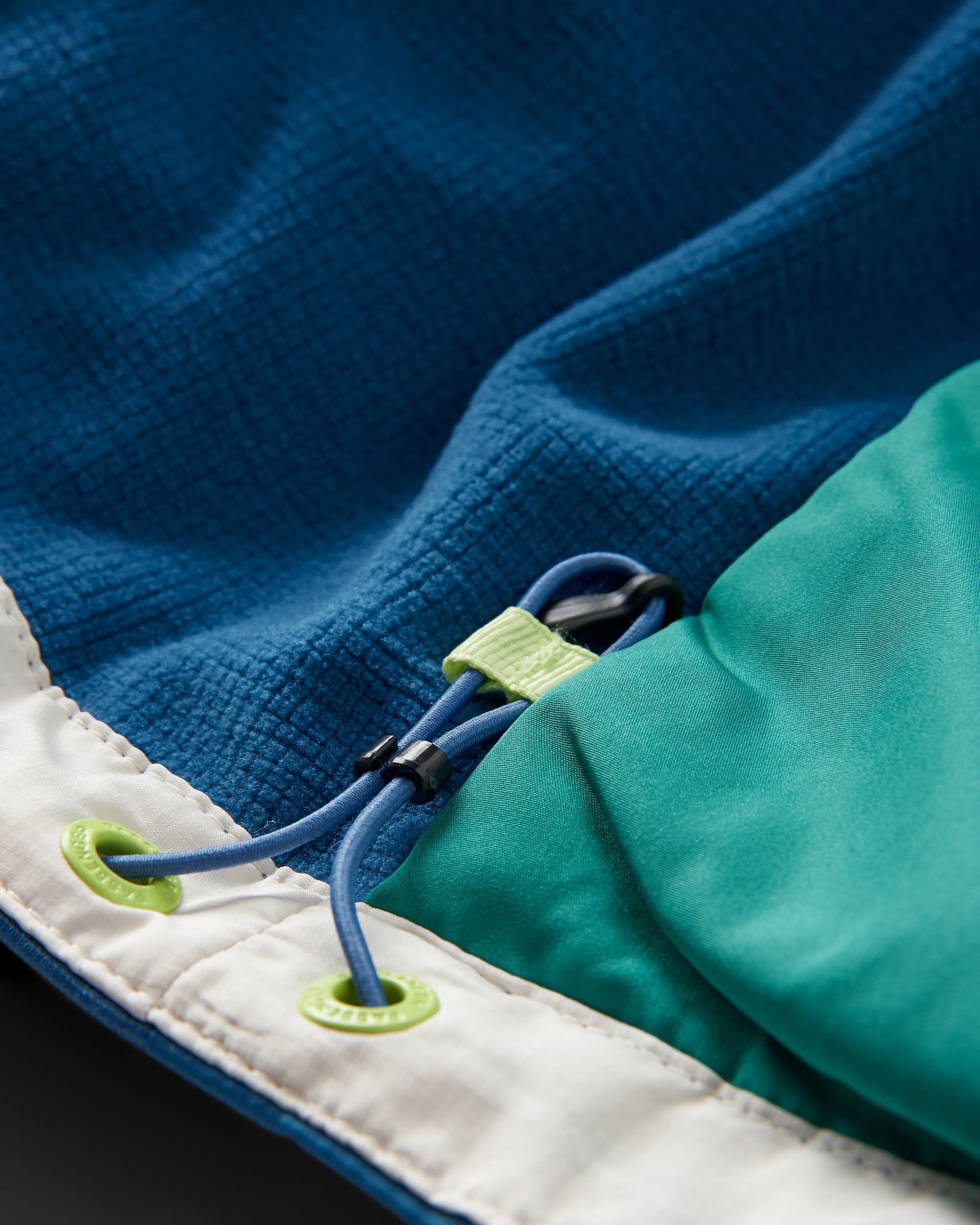 Shasta Lightweight Recycled Thermore® Insulated Jacket - Tidal Blue/Blue Steel/Birch - Flatlay