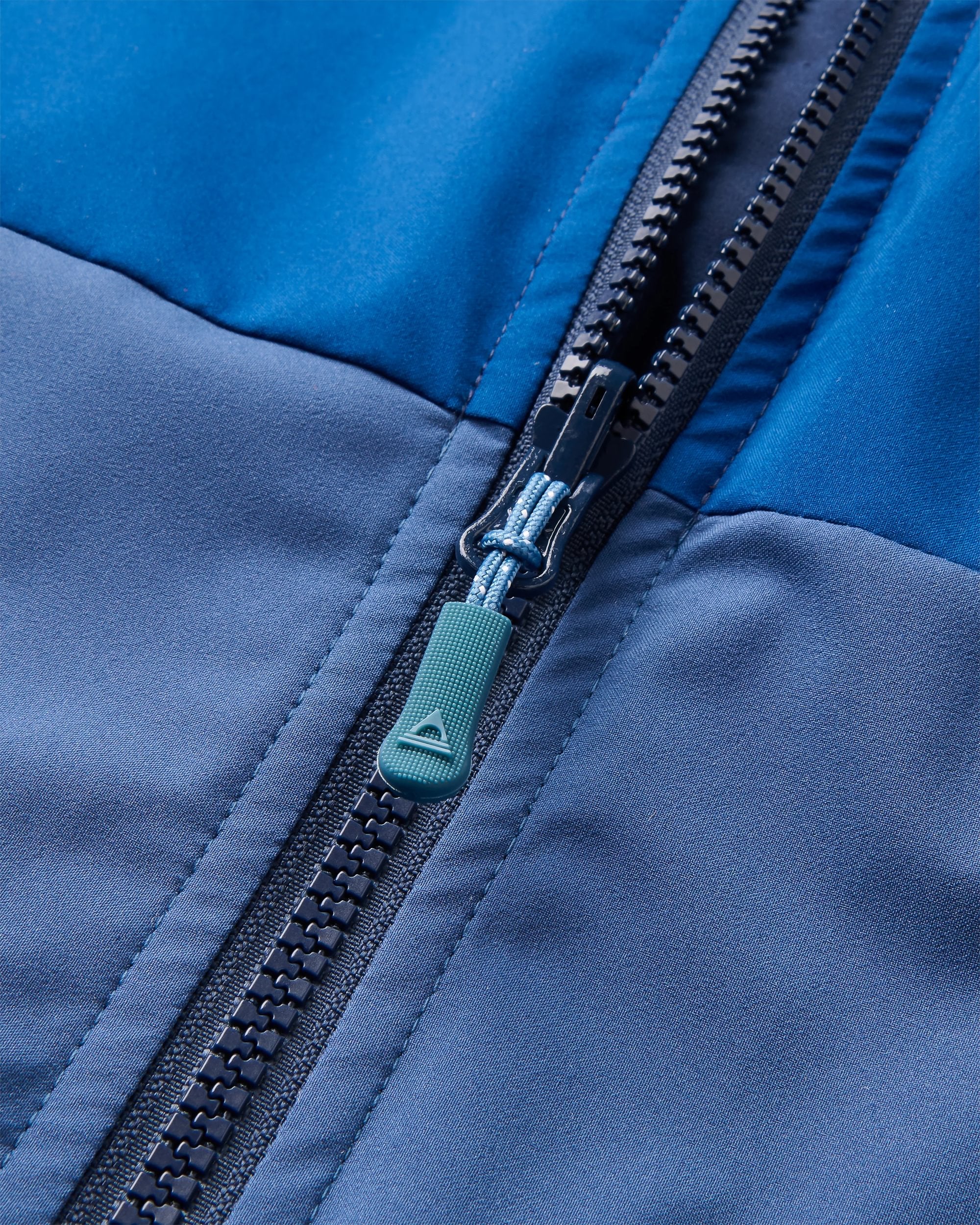 Riptide Lightweight Changing Robe - Rich Navy/Dark Denim - Flatlay