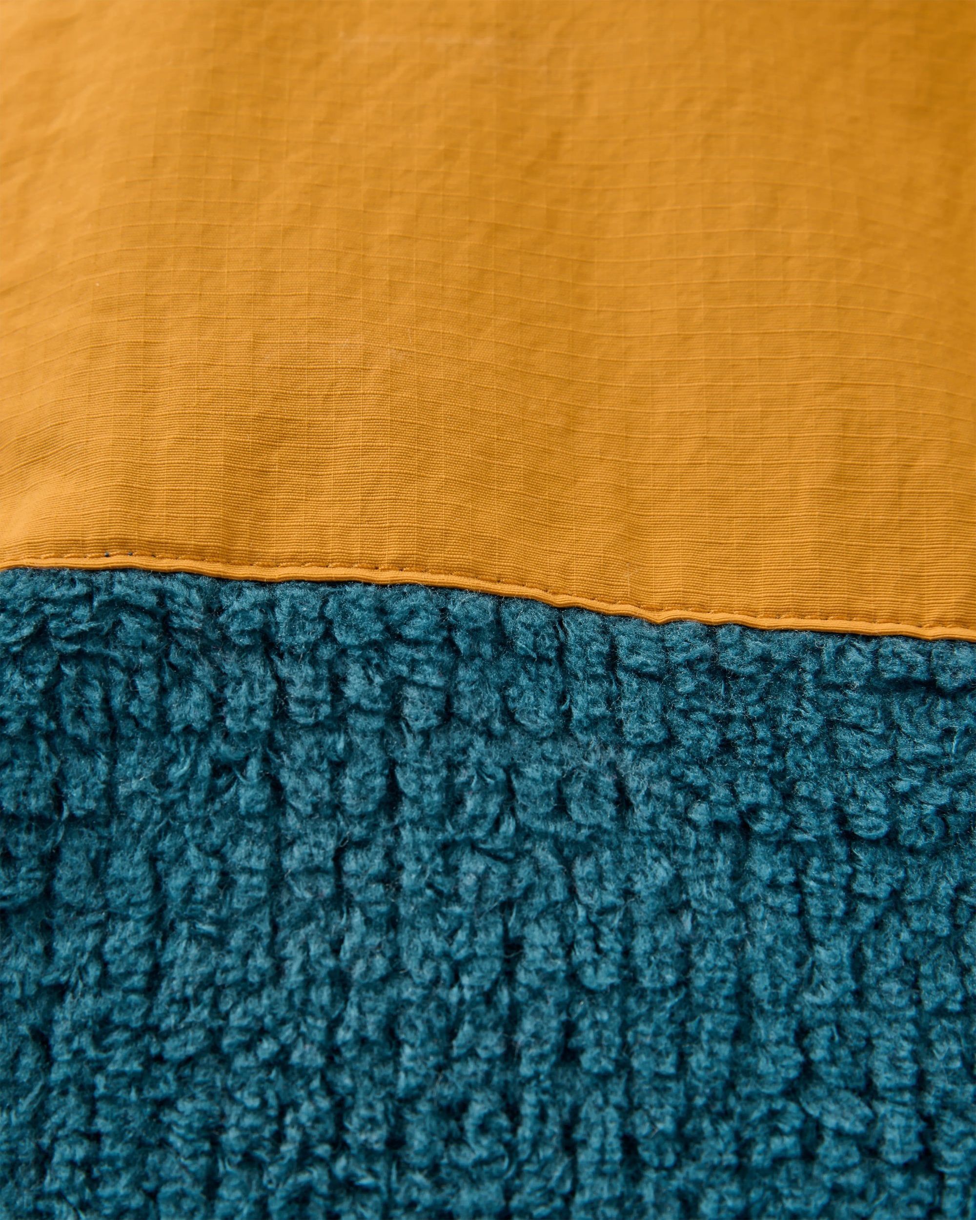 Venturescape Women's Recycled Fleece - Retro Blue/Tidal Blue - Flatlay