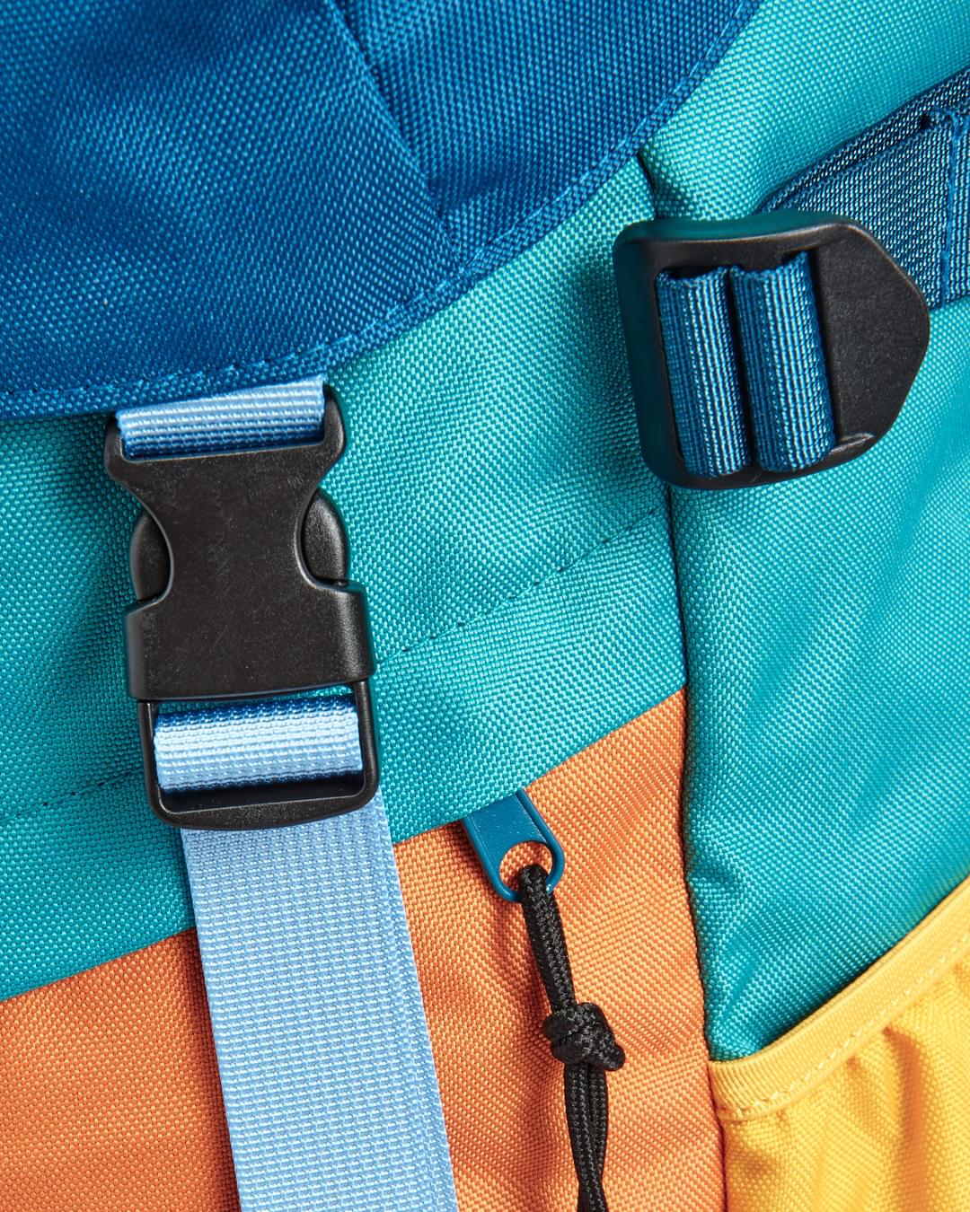 Boondocker Recycled 26L Backpack - Multi Colour - Flatlay