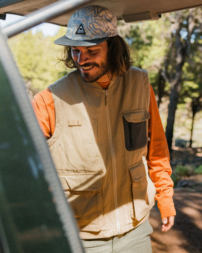 Explorers Organic Cotton Canvas Gilet - Stone - Lifestyle