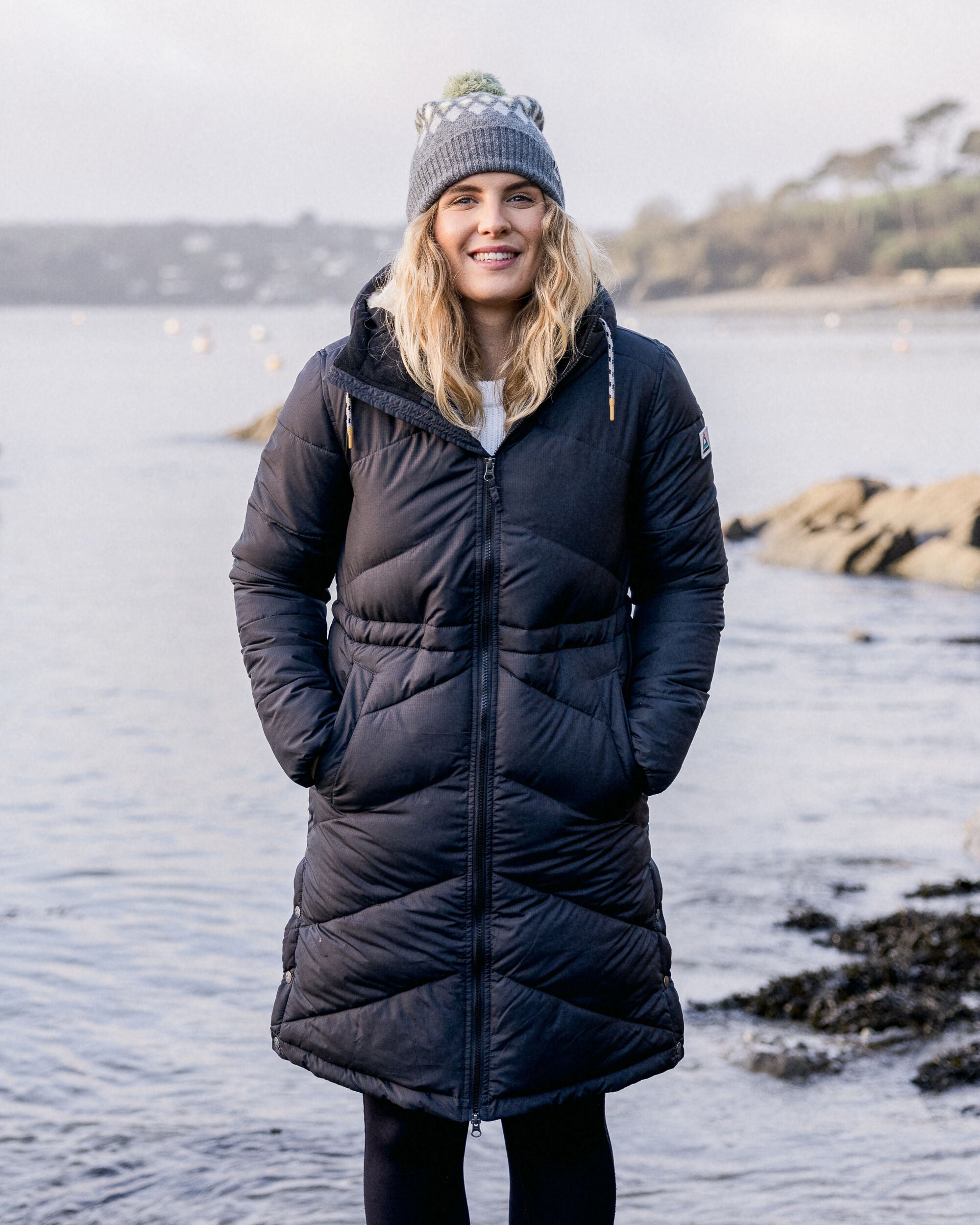 Kinsey 2.0 Recycled Jacket - Phantom Black - Lifestyle