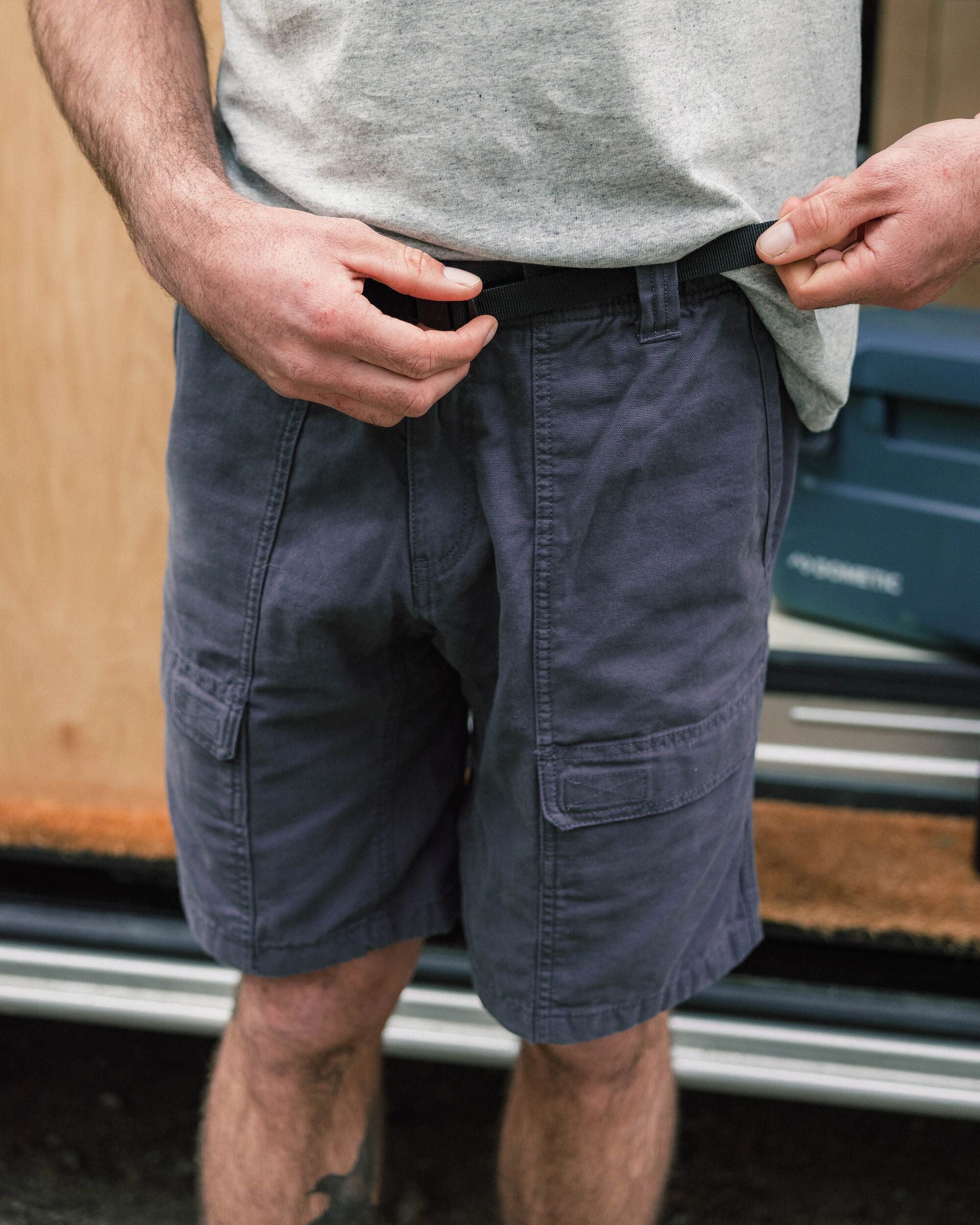 Apex Cargo Cotton Short - Charcoal - Lifestyle