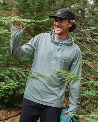 Roamscreen UPF50 Drirelease® Men's Hoodie - Pistachio - Lifestyle