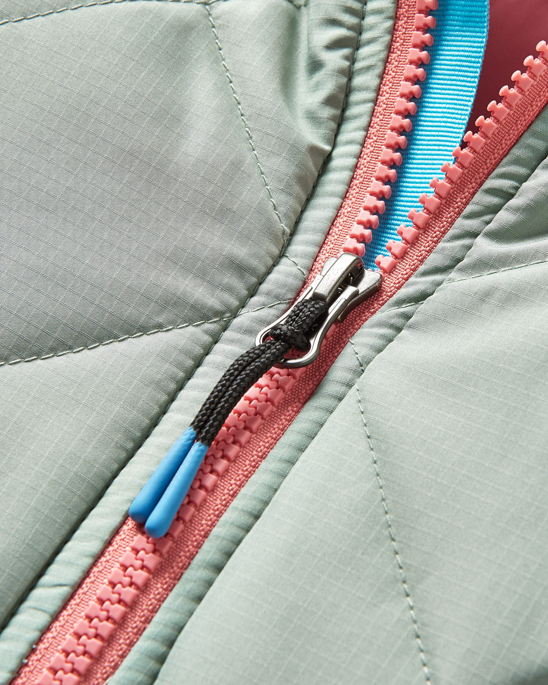 Chandail à capuchon avec fermeture éclair en polaire Benton Springs™ Femme | Columbia Sportswear Chandail à capuchon avec fermeture éclair en polaire Benton Springs™ Femme | Columbia Sportswear