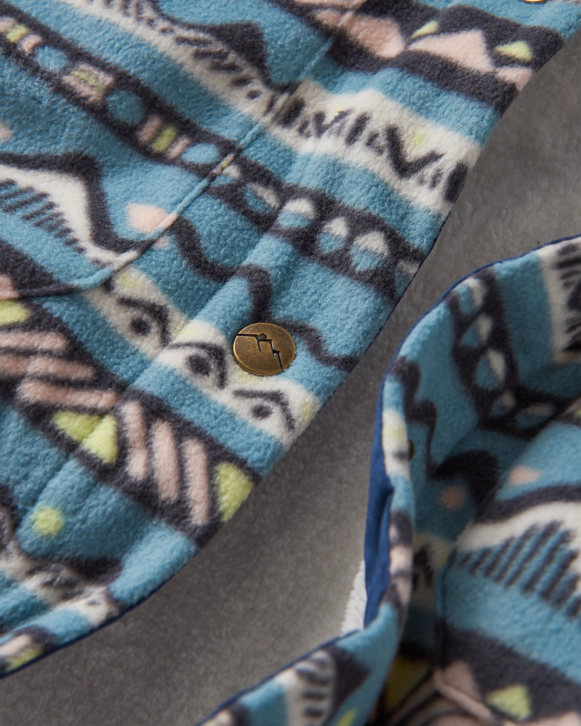 Orion Recycled Sherpa-Lined Polar Fleece Shirt - Mountain Geo Arctic - Flatlay