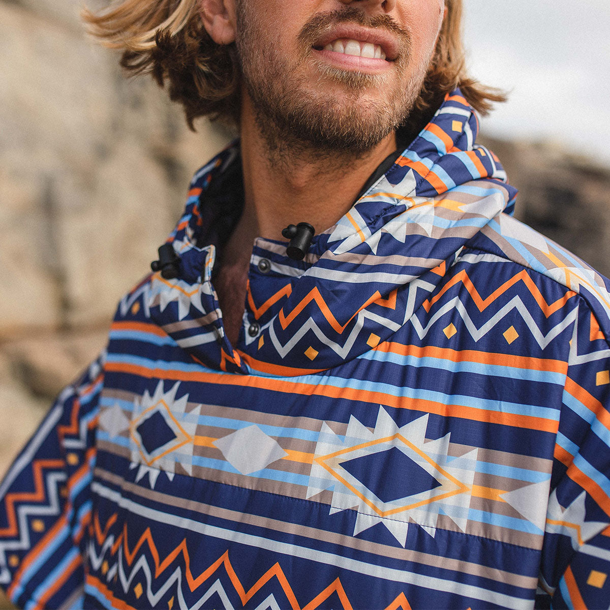 Male_Wild Insulated Poncho - Multi-Navy